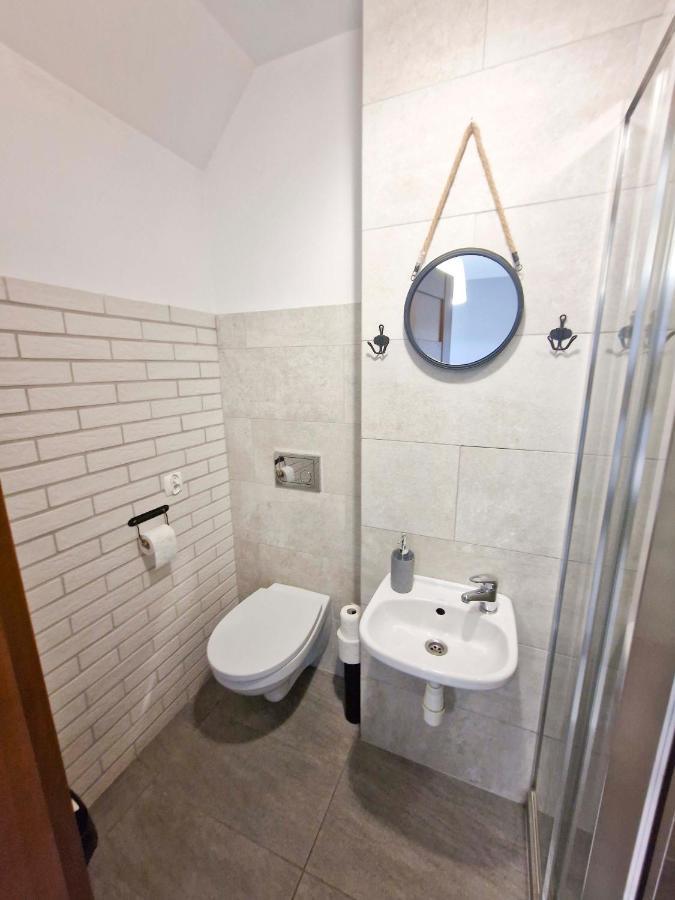 Zielona Przystan Hotel Manasterz Ngoại thất bức ảnh