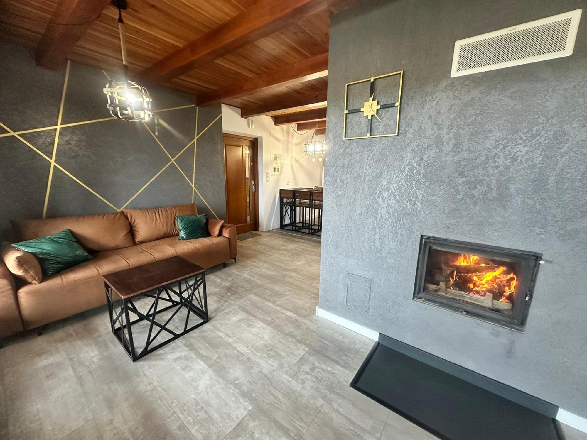 Zielona Przystan Hotel Manasterz Ngoại thất bức ảnh