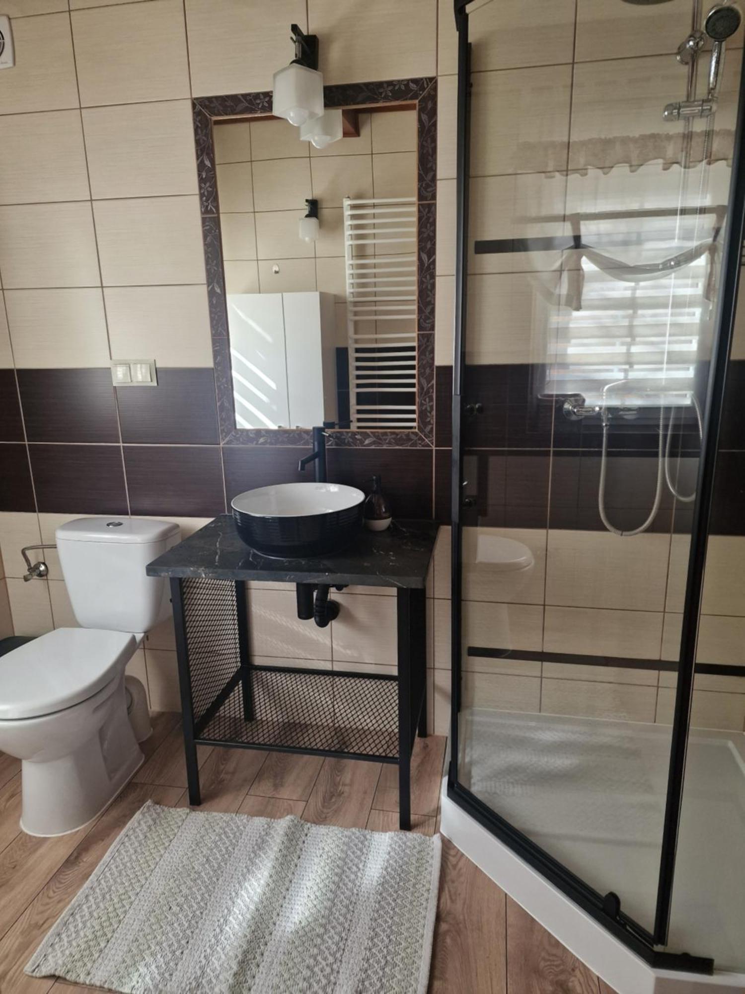 Zielona Przystan Hotel Manasterz Ngoại thất bức ảnh