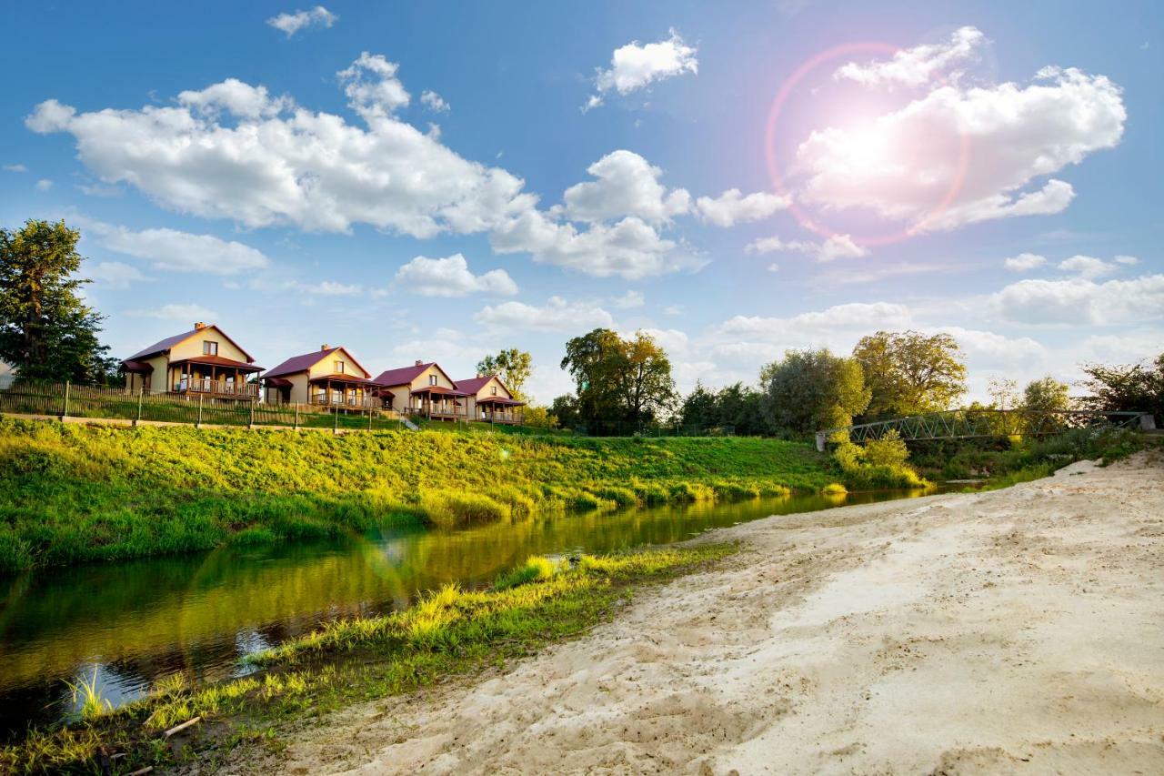 Zielona Przystan Hotel Manasterz Ngoại thất bức ảnh