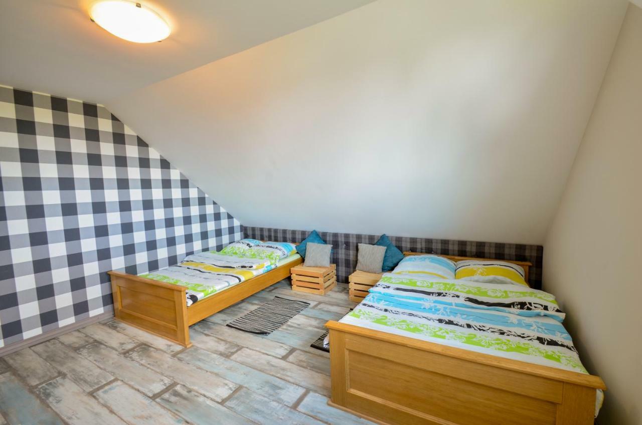 Zielona Przystan Hotel Manasterz Ngoại thất bức ảnh